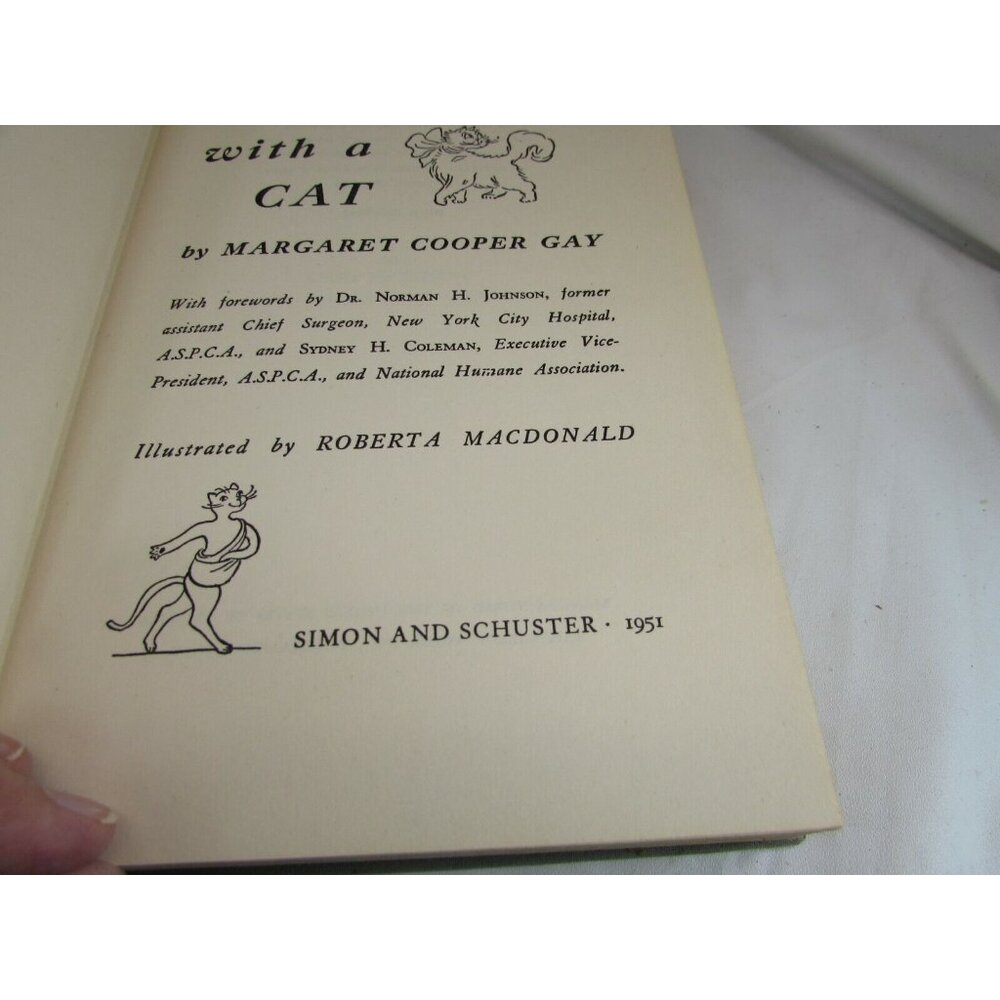 Vintage How to Live with a Cat Margaret Cooper Gay Hardcover Book 52230 - Picture 4 of 12